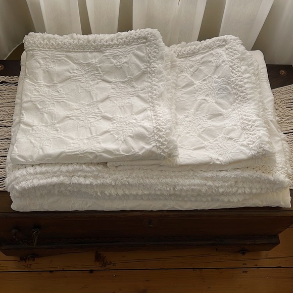 Serena & Lily Bedding Serena Lily Tivoli Matelass Queen Coverlet 2